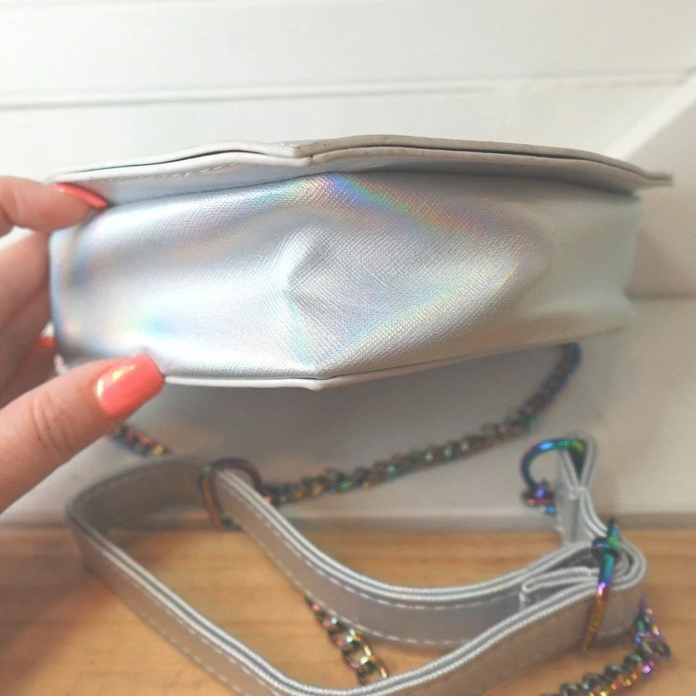 Monster High Heart Crossbody Purse Silver Metallic Costume‎ Chain Adjustable Bag